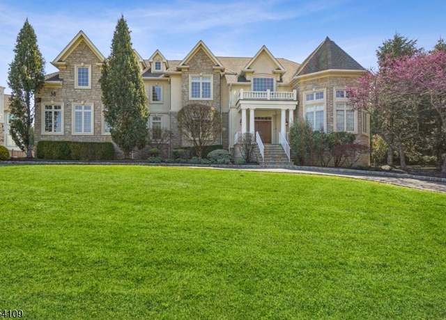 Property at 38 Lafayette Dr, Livingston Twp., NJ 07039-3411, 5 beds, 5.5 baths
