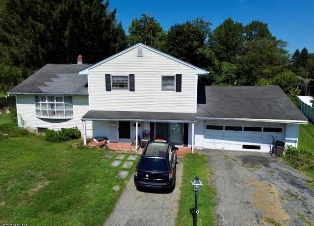 Property at 14 Honeyman Dr, Roxbury Twp., NJ 07876-1117, 3 beds, 2 baths