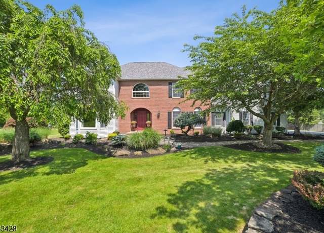Property at 43 Richmond Hill Dr, Sparta Twp., NJ 07871-4021, 4 beds, 3 baths