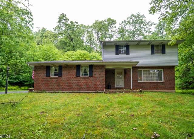 Property at 38 Summerfield Rd, White Twp., NJ 07823-2712, 3 beds, 1.5 baths