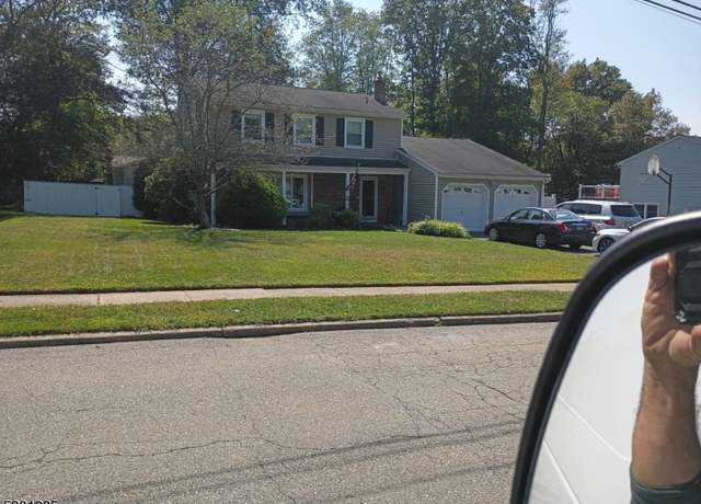 Property at 5 Stanley Pl, Mount Olive Twp., NJ 07828-3509, 4 beds, 3 baths