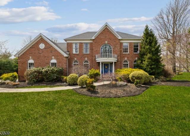 Property at 37 Warwick Rd, Mount Olive Twp., NJ 07836-4402, 4 beds, 3.5 baths