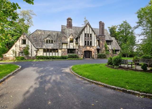 Property at 100 Gregory Ave, West Orange Twp., NJ 07052-4735, 6 beds, 4.5 baths