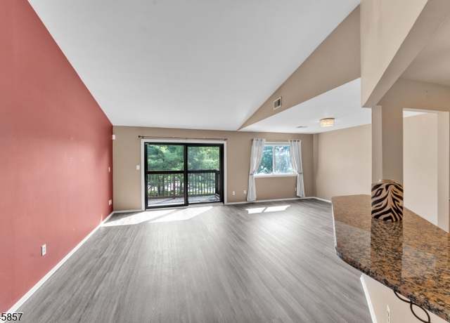 Property at 135 Drake Ln, Roxbury Twp., NJ 07852-9671, 2 beds, 2 baths