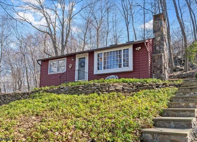 Property at 75 Glenside Trl, Byram Twp., NJ 07871-1229, 2 beds, 1 bath