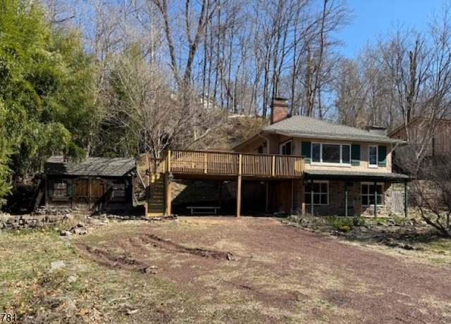 Property at 6 Quarry Rd, Delaware Twp., NJ 08559-1803, 2 beds, 1 bath