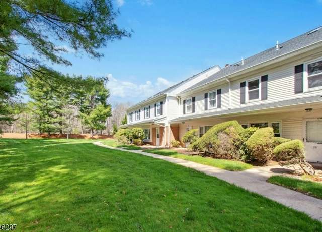 Property at 33 Wareham Vlg, Scotch Plains Twp., NJ 07076-3138, 2 beds, 2.5 baths