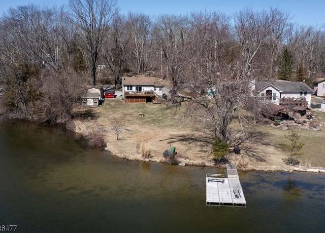 Property at 15 Park Ter, Green Twp., NJ 07821-2244, 2 beds, 1 bath