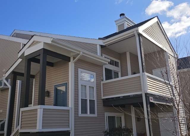 Property at 702 Pinehurst Ct #2, Union Twp., NJ 07083-8759, 2 beds, 2 baths