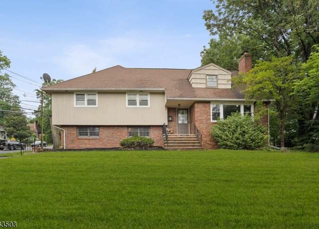 Property at 2 Linden Ave, West Orange Twp., NJ 07052-4721, 5 beds, 3.5 baths