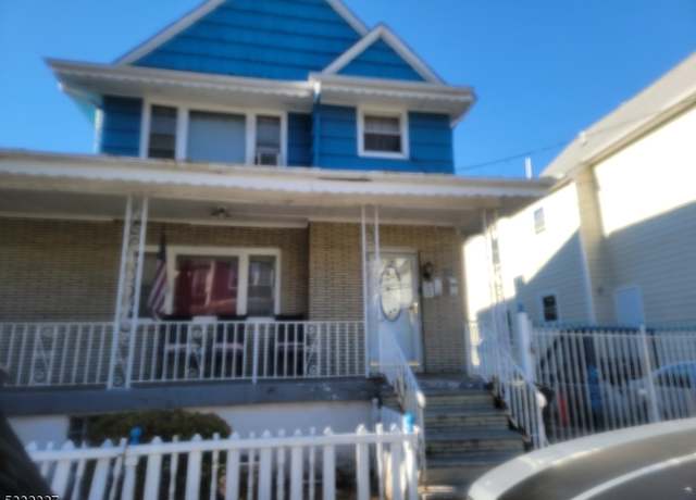 Property at 117 Maple Ave, Irvington Twp., NJ 07111-4216, 4 beds, 2.5 baths