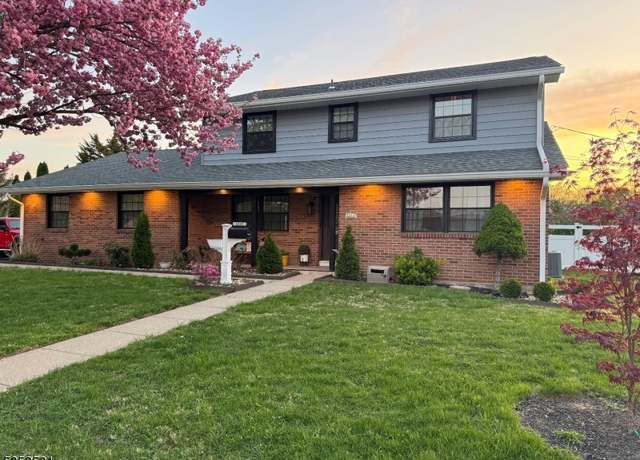 Property at 1211 Park Ave, Alpha Boro, NJ 08865-4431, 4 beds, 2.5 baths