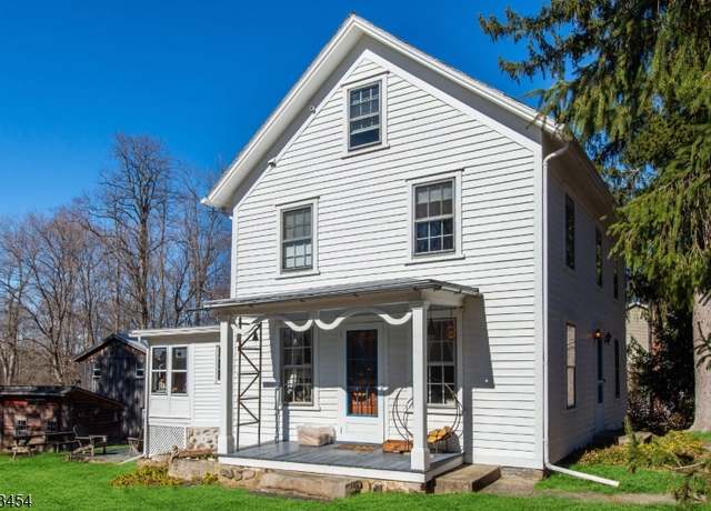 Property at 4465 Rudetown Rd, Hardyston Twp., NJ 07419-9614, 4 beds, 2 baths
