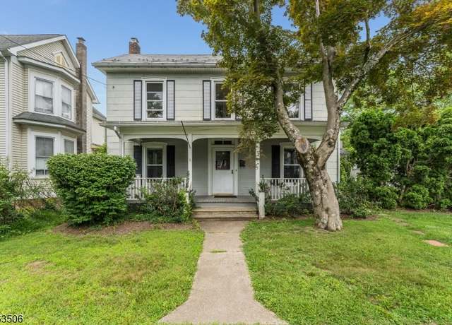 Property at 139 4Th St, Belvidere Twp., NJ 07823-1401, 4 beds, 3 baths
