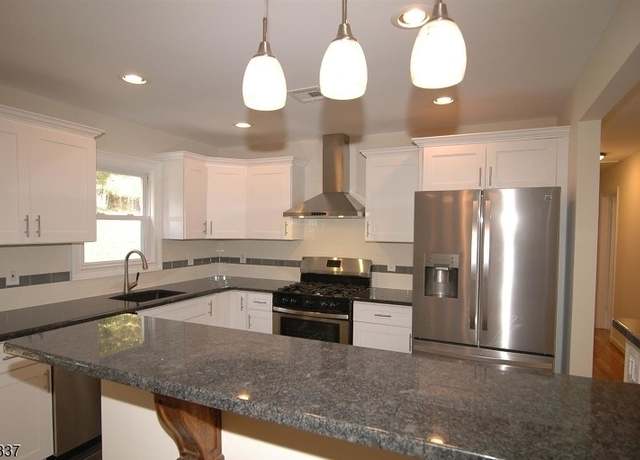 Property at 186 Tomahawk Trl, Byram Twp., NJ 07871-2822, 4 beds, 3 baths