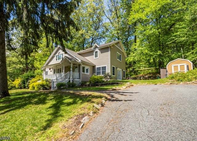 Property at 25 Freeman Ave, Denville Twp., NJ 07834-2419, 4 beds, 2 baths