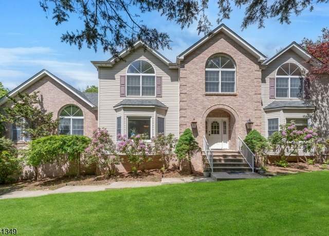 Property at 153 Burnt Meadow Rd, Ringwood Boro, NJ 07456-1117, 4 beds, 3.5 baths
