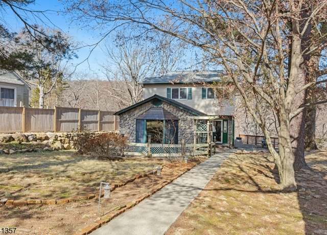 Property at 3 Lakeside Ave, Butler Boro, NJ 07405-1515, 3 beds, 2 baths