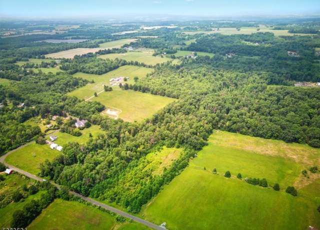 Property at 150 Oak Grove Rd, Franklin Twp., NJ 08822-5635