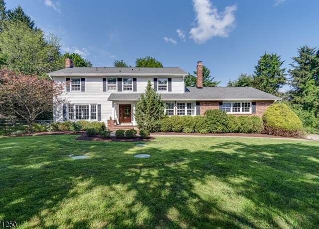 Property at 13 Cherry Ln, Mendham Twp., NJ 07945-3049, 4 beds, 2.5 baths
