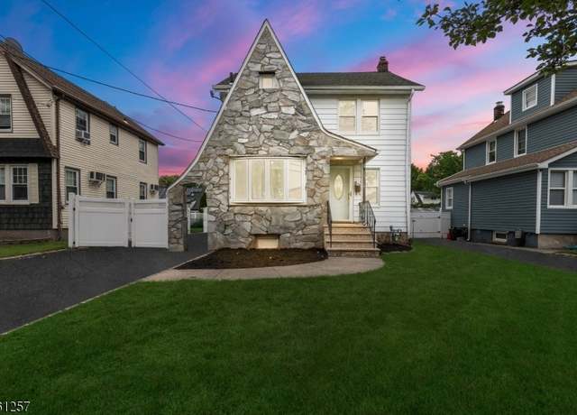 Property at 910 Caldwell Ave, Union Twp., NJ 07083-6736, 4 beds, 1.5 baths