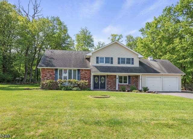 Property at 6 Glenn Dr, Roxbury Twp., NJ 07836-9216, 5 beds, 3 baths