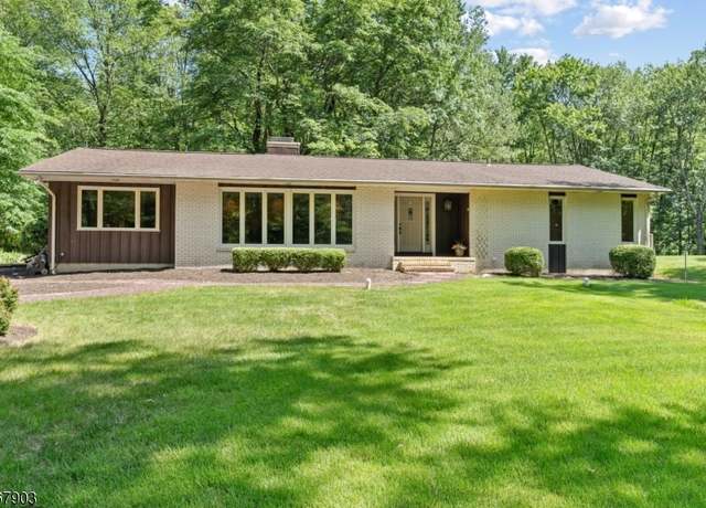 Property at 54 Lindbergh Rd, East Amwell Twp., NJ 08551-1508, 3 beds, 2 baths