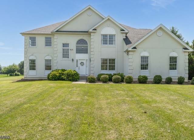 Property at 304 Bradford Ln, Greenwich Twp., NJ 08804-4008, 4 beds, 2.5 baths