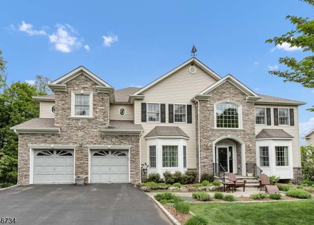 Property at 6 Magestro Ct, Mount Olive Twp., NJ 07828-2819, 5 beds, 5 baths