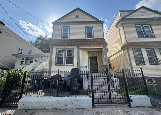 Property at 85 Smith St, Newark City, NJ 07106-1109, 6 beds, 2 baths