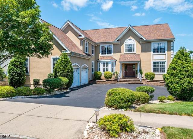 Property at 9 Supra Ct, Franklin Twp., NJ 08540-6525, 6 beds, 4.5 baths