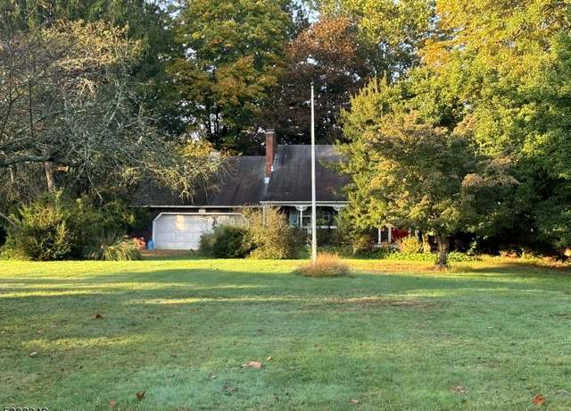 Property at 1830 Bolmer Farm Rd, Bridgewater Twp., NJ 08836-2104, 4 beds, 2 baths