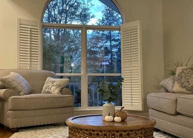 Property at 67 Tannery Hill Dr, Hardyston Twp., NJ 07419-1236, 4 beds, 2.5 baths