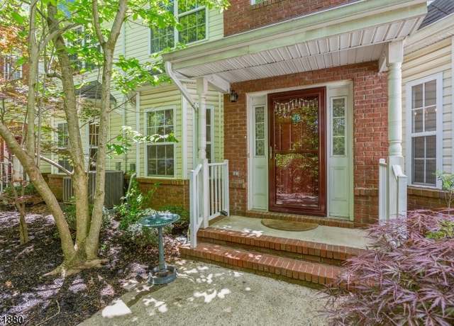 Property at 60 Forest Dr #60, Piscataway Twp., NJ 08854-2281, 2 beds, 2.5 baths