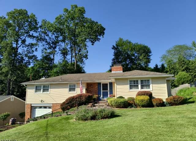 Property at 13 Wallkill Rd, Sparta Twp., NJ 07871-2224, 3 beds, 2 baths