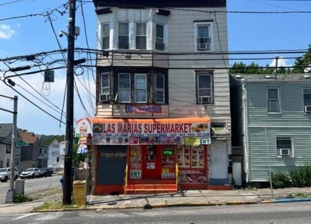 Property at 85 N 7Th St, Paterson City, NJ 07522-1498, 6 beds, 2.5 baths