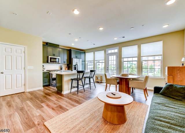 Property at 1005 Station Rd, Somerville Boro, NJ 08876-3899, 2 beds, 2.5 baths