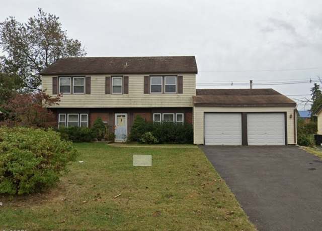 Property at 82 Gabriel Ln, Willingboro Twp., NJ 08046-3051, 4 beds, 2 baths
