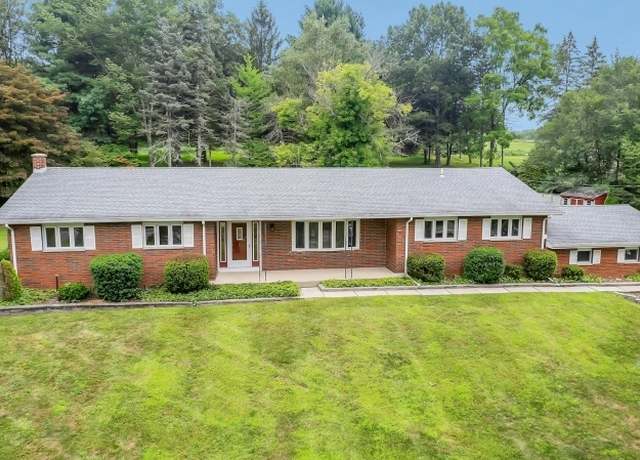 Property at 516 Ridge Rd, Fredon Twp., NJ 07860-5230, 4 beds, 3 baths