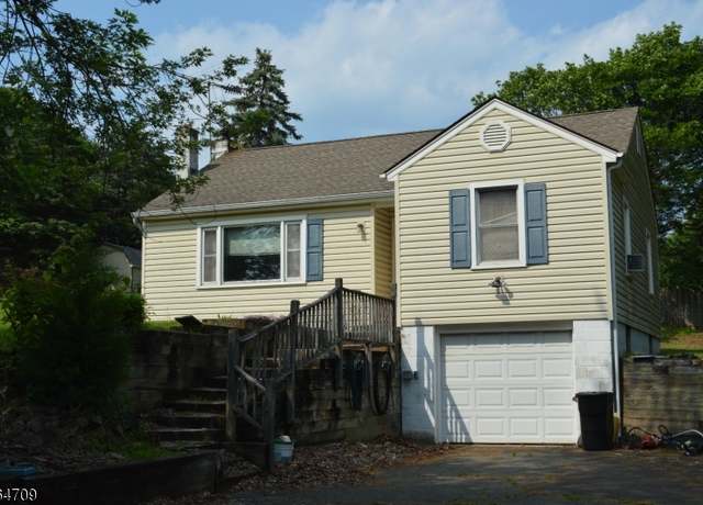 Property at 4 Lingert Ave, Clinton Town, NJ 08809-1219, 2 beds, 1 bath