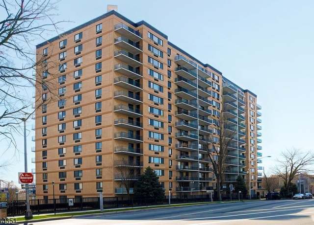 Property at 60 Parkway Dr Unit 6K, East Orange City, NJ 07017-4533, 2 beds, 2 baths