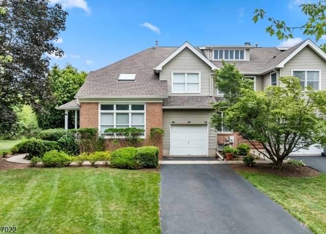 Property at 27 Flemming Dr, Hillsborough Twp., NJ 08844-5282, 3 beds, 2.5 baths