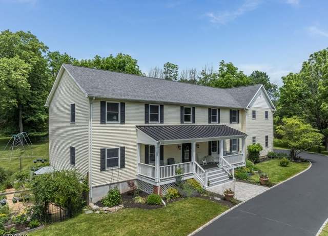 Property at 318 Miller Ave, Branchburg Twp., NJ 08876-3550, 6 beds, 5.5 baths