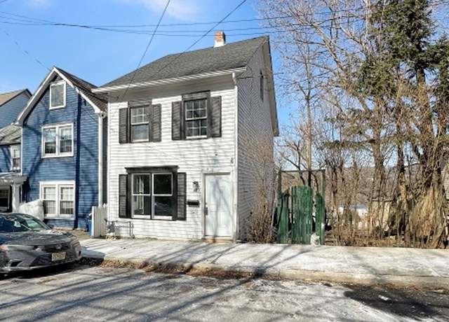 Property at 97 Morris St, Phillipsburg Town, NJ 08865-2380, 4 beds, 1 bath
