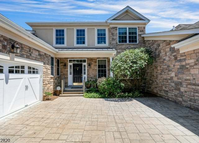 Property at 14 LARA Pl, Warren Twp., NJ 07059-3009, 3 beds, 3.5 baths