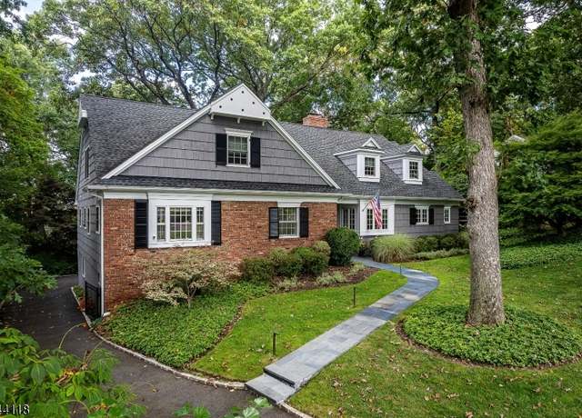 Property at 45 Nicholson Dr, Chatham Twp., NJ 07928-1134, 6 beds, 4.5 baths