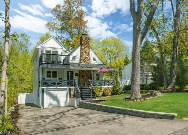 Property at 8 MOUNTAINSIDE Dr, Wayne Twp., NJ 07470-4209, 4 beds, 2.5 baths