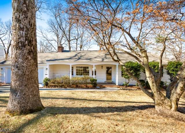 Property at 14 Stony Hill Ct, Summit City, NJ 07901-3033, 3 beds, 2 baths