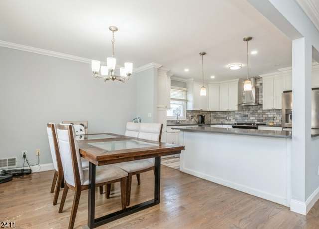 Property at 14 Lenox Ave, Green Brook Twp., NJ 08812-2522, 4 beds, 2 baths