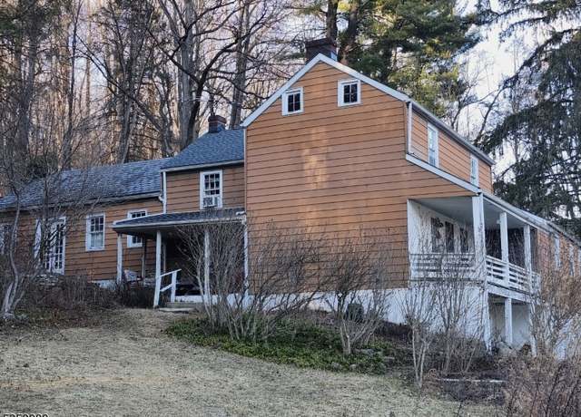 Property at 561 Harmony Brass Castle Rd, Harmony Twp., NJ 08865-9347, 5 beds, 2.5 baths